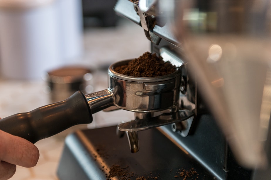 One Fell Swoop | Coffee grounds and machine